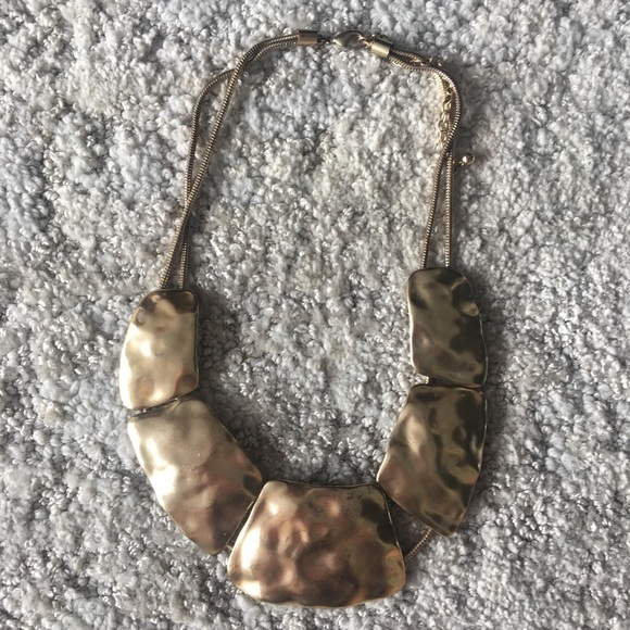Jewelry - 🏆 Gold short necklace